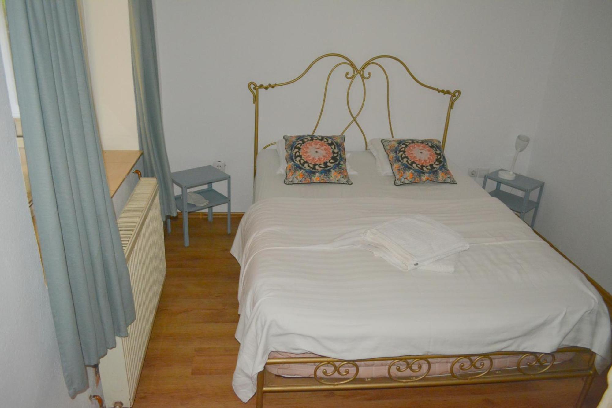 Отель Colina Restaurant & Events Бистрица Экстерьер фото